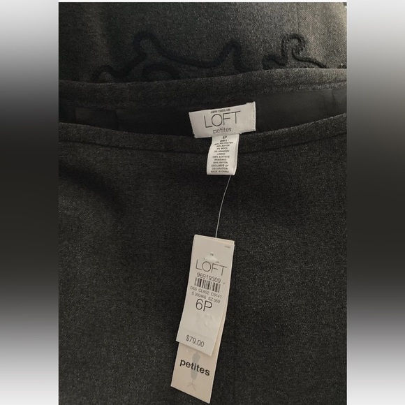 Ann Taylor Loft Wool Blend A- Line Skirt Size 6P - Picture 2 of 2